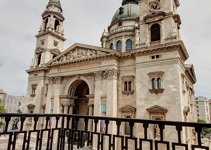 Hotel dichtbij College: Pal'S Hostel And Apartments