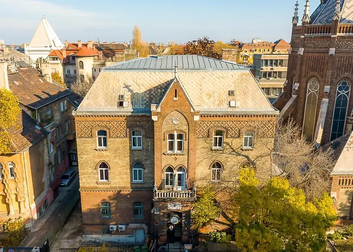 Cheap hotel: Dominik Panzio
